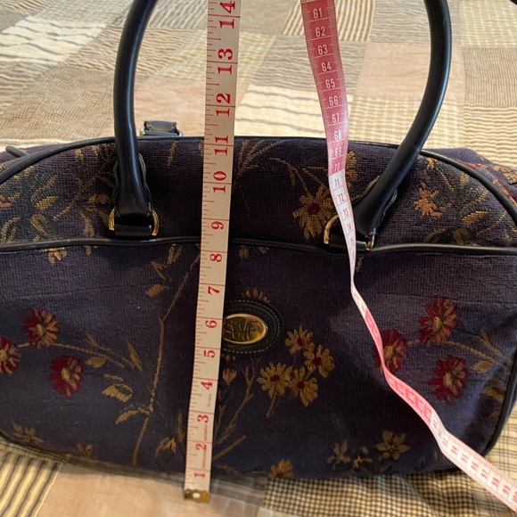 DVF Diane von furstenburg overnight bag - Picture 6 of 7